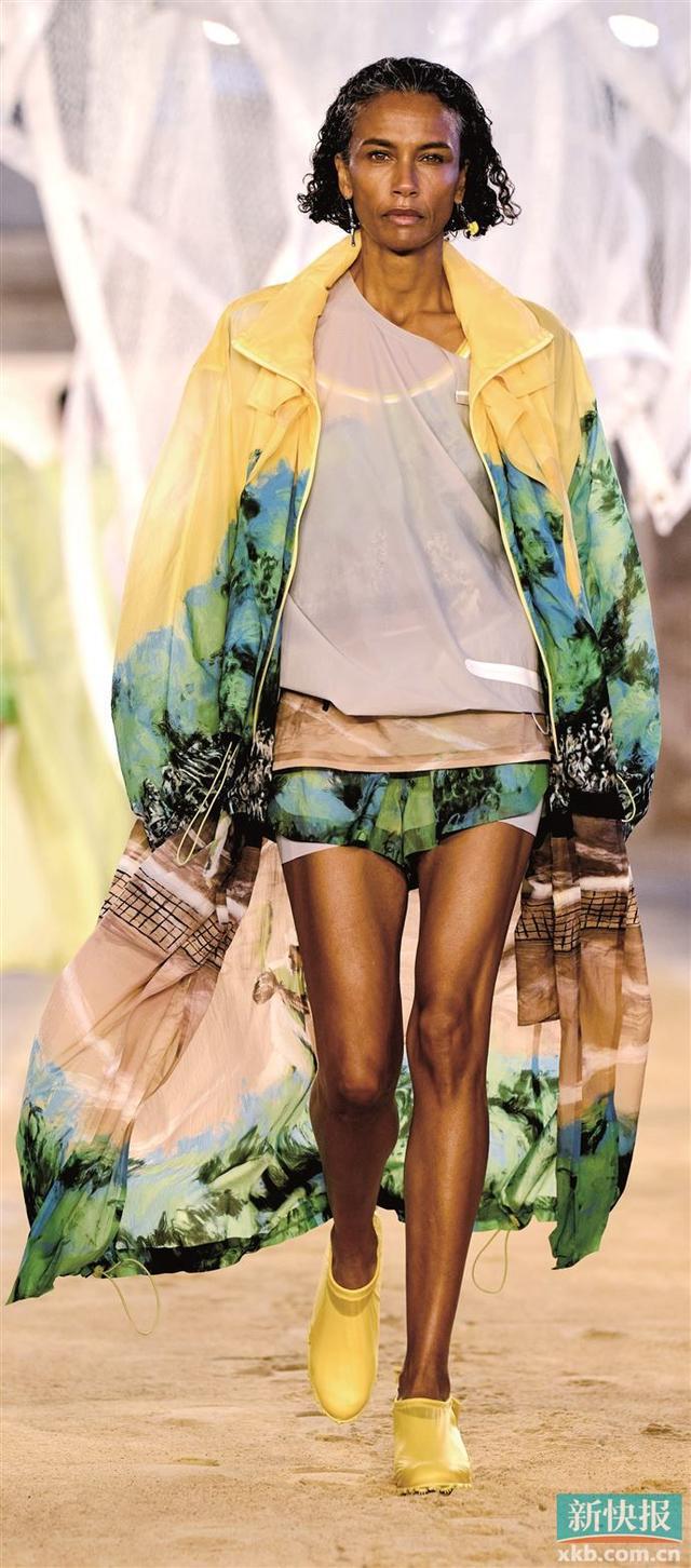 轻装户外混搭通勤风 要的就是这个“范儿”(图7)