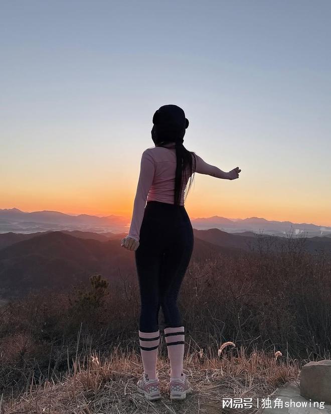 户外健身穿搭风潮来袭展现完美身姿！(图6)