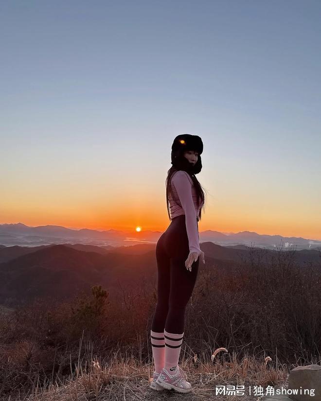 户外健身穿搭风潮来袭展现完美身姿！(图5)