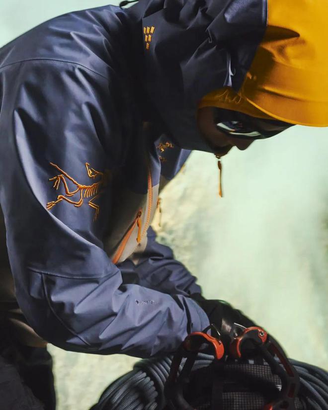 卖断货的户外品牌新春限定里面门道有多深(图4)