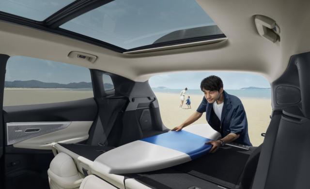 拒绝“将就式”露营！领克 08EM-P 重新定义户外体验(图2)