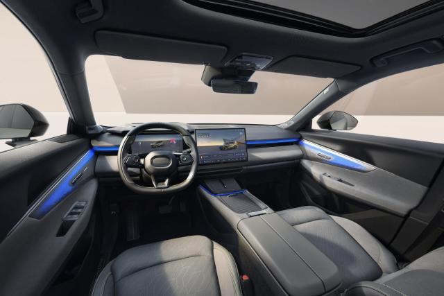 拒绝“将就式”露营！领克 08EM-P 重新定义户外体验(图4)