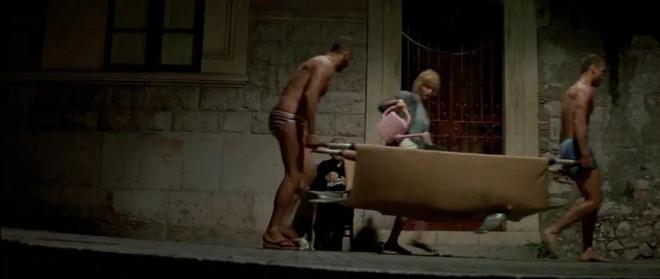 剧组遭辐射、摄影师遇难、导演失聪：电影大师户外玩命史(图20)