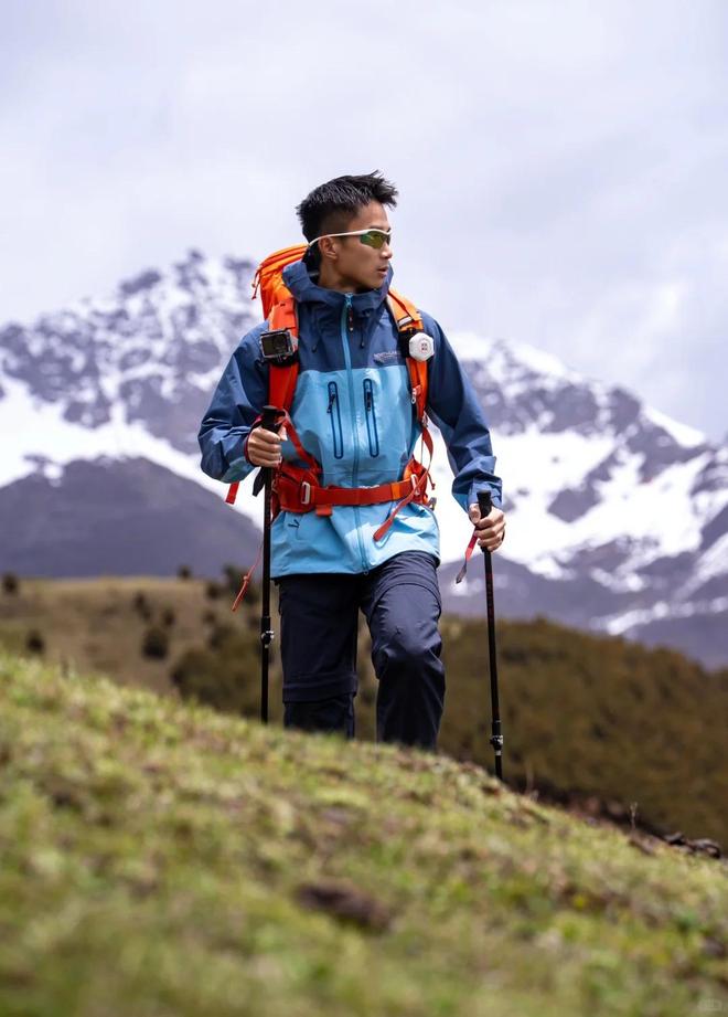 户外探险的“隐形守护者”头米光年免按键对讲机真香(图2)