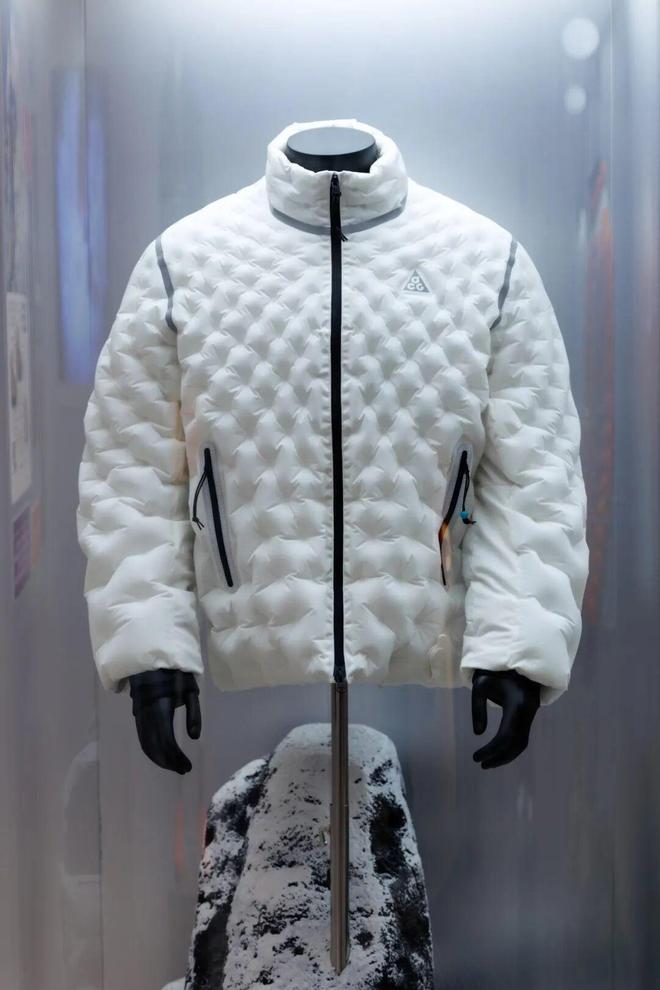 进博会观察：耐克的四款“黑科技”装备(图9)